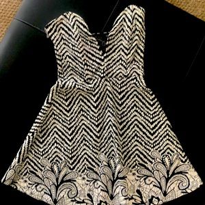 Solemio dress size small, black and white, worn once